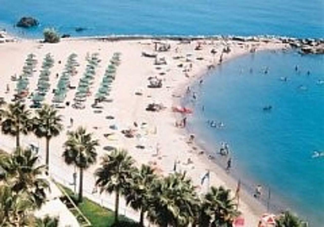 Malaga Benalmadena Puerto Marina Playa Vacacional Luxury Apartment Bagian luar foto